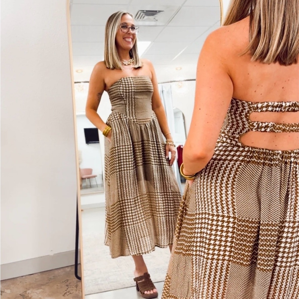 Strapless Brown Houndstooth Midi Dress with Smocked Back